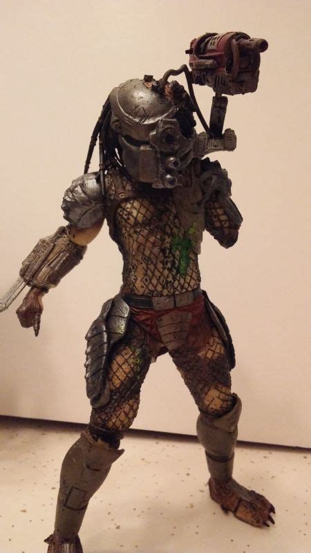 Predator LONG.